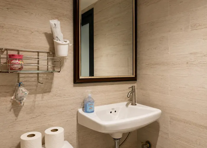 1br 50sqm Walk To Bts & Night Market Apartment *