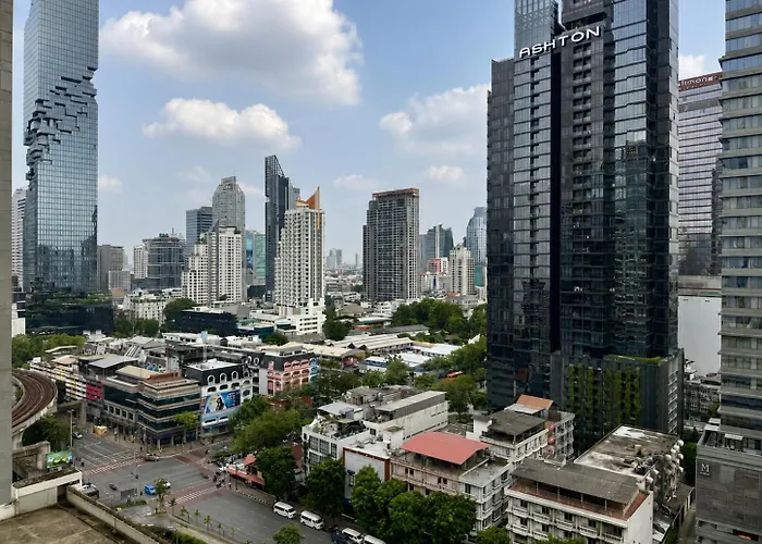 1br 50sqm Walk To Bts & Night Market Apartment Bangkok