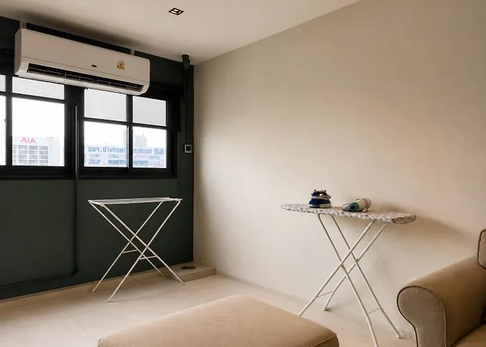 1br 50sqm Walk To Bts & Night Market *