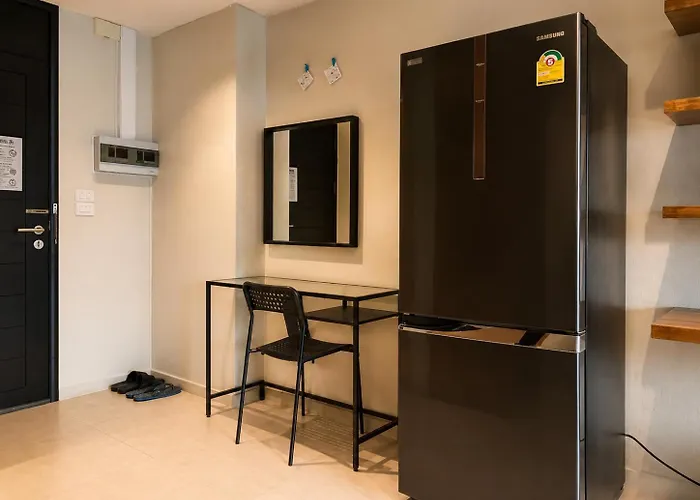 Apartment 1br 50sqm Walk To Bts & Night Market Bangkok